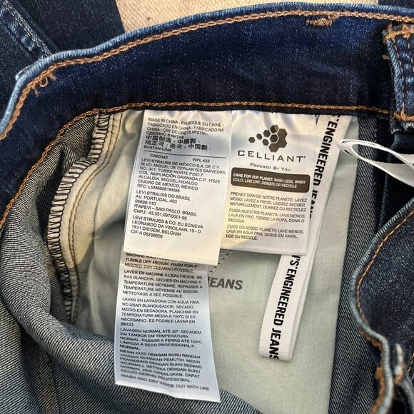 Levi's Woman's Red Tab LEJ Engineered Stretch Blue Premium Jeans Sz 24 x 26 - Picture 6 of 10